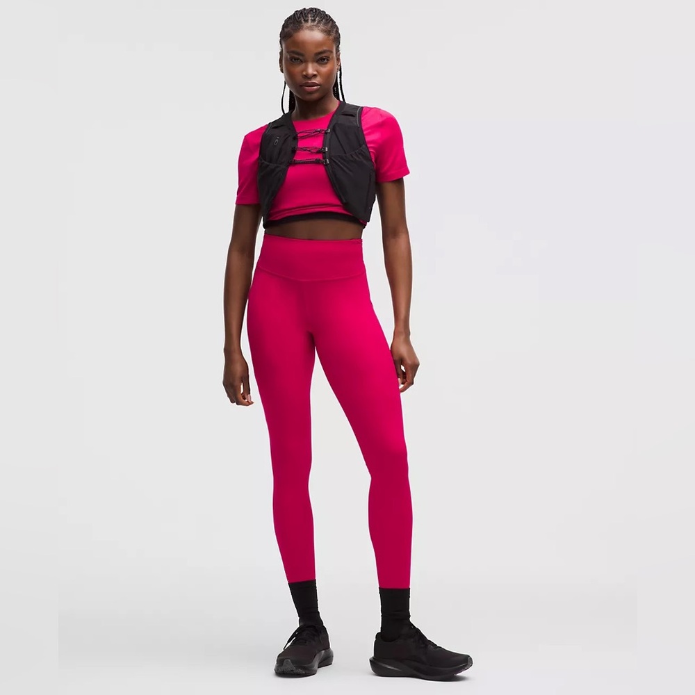 lululemon Fast and Free HR Tight 28" with Pockets - Bright Pink
